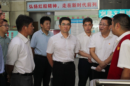 省厅孙副厅检查北站(葛雄)1_副本.jpg